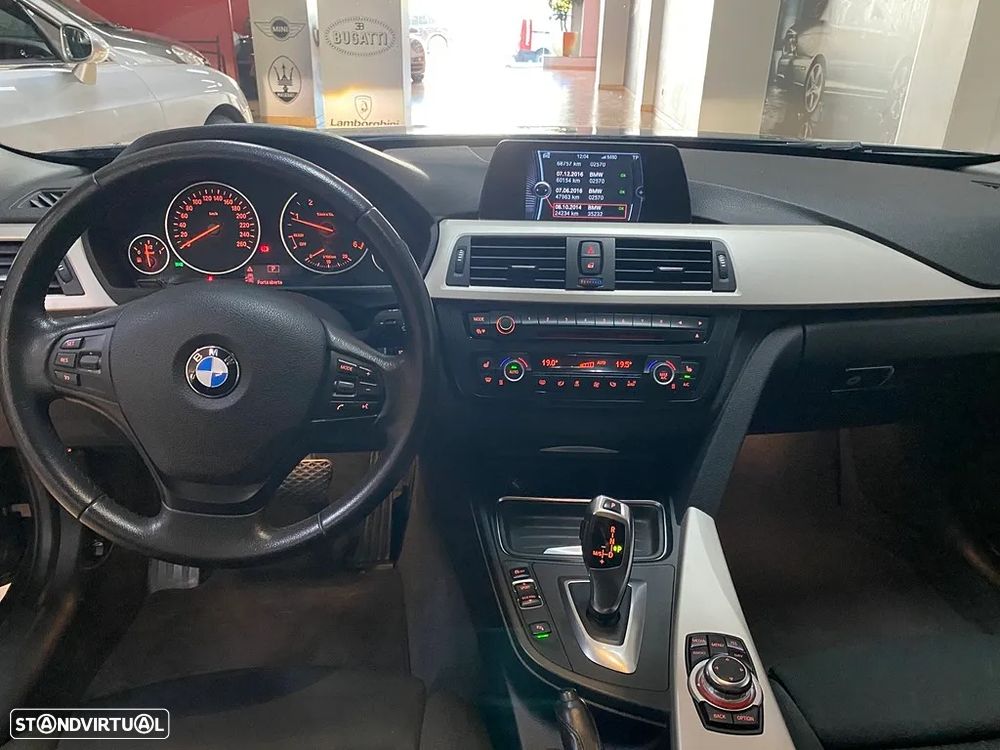 BMW 318 d Auto Exclusive - 10