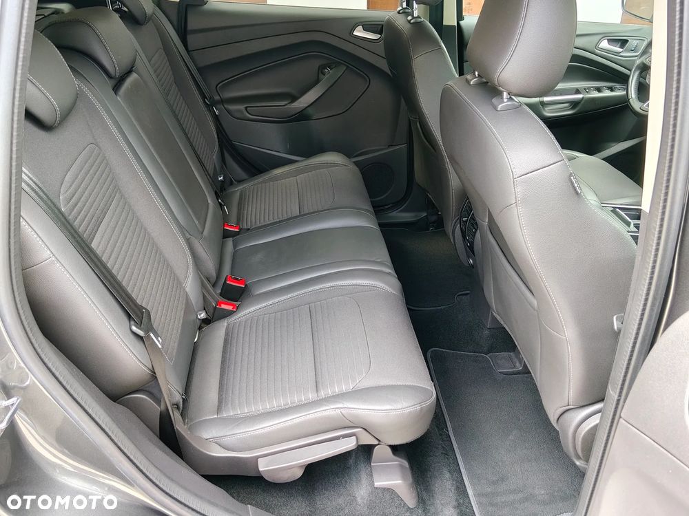 Ford Kuga 2.0 TDCi 2x4 Titanium - 15