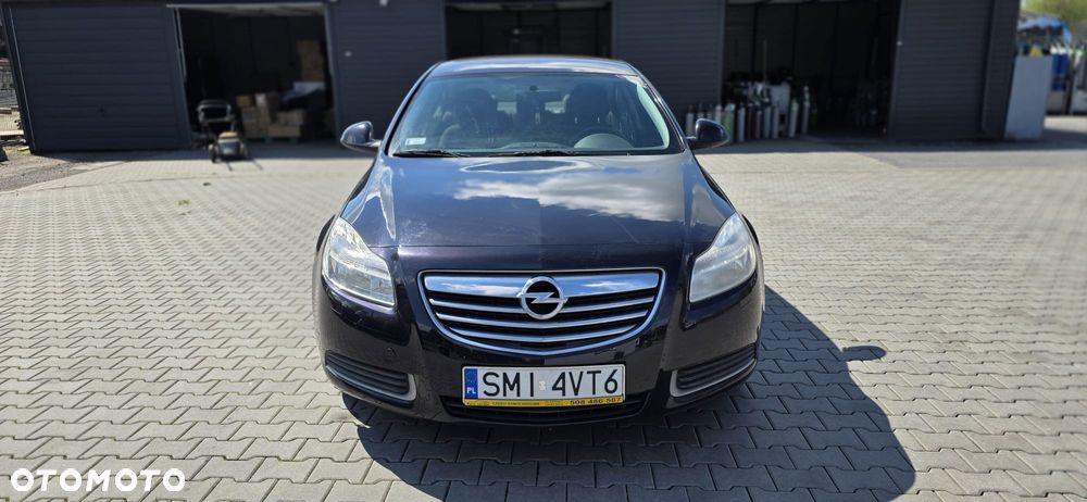 Opel Insignia - 1