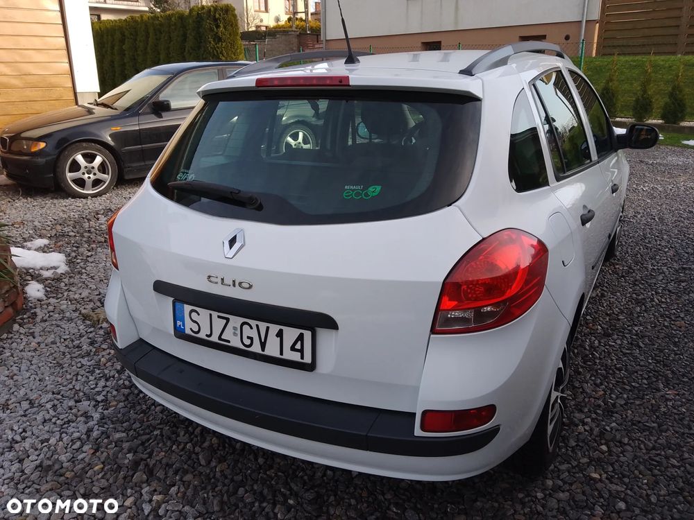 Renault Clio - 7