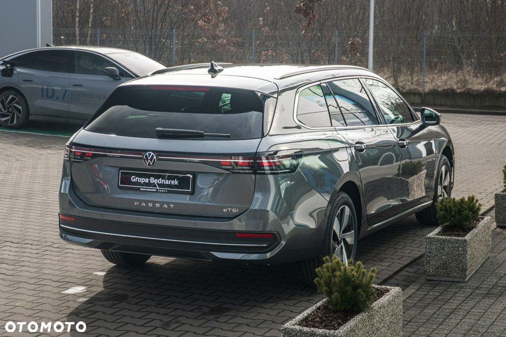 Volkswagen Passat Variant - 9