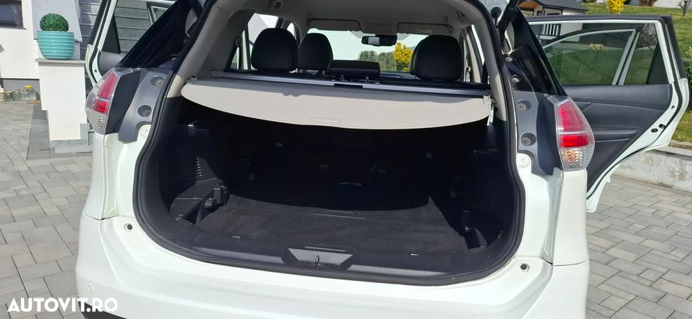 Nissan X-Trail 1.6 dCi ALL-MODE 4x4i Tekna - 37