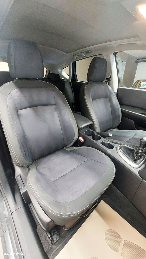 Nissan Qashqai - 15