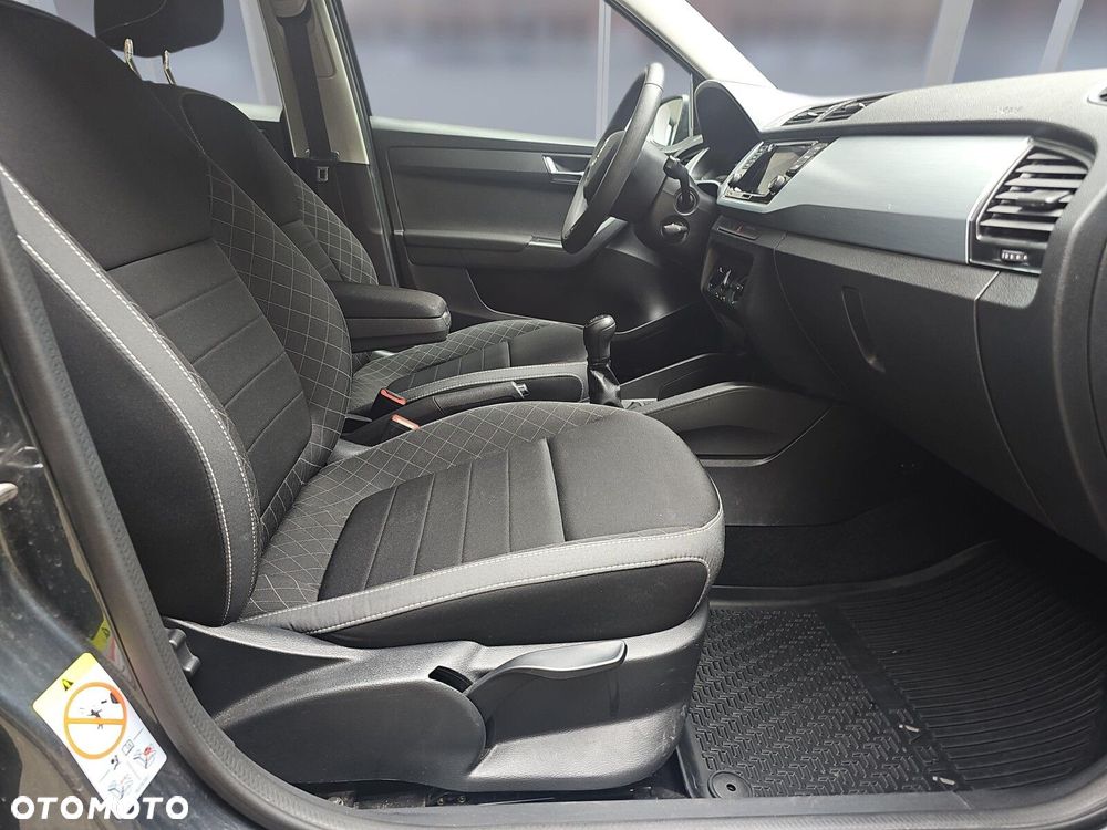 Skoda Fabia 1.0 TSI Ambition - 12