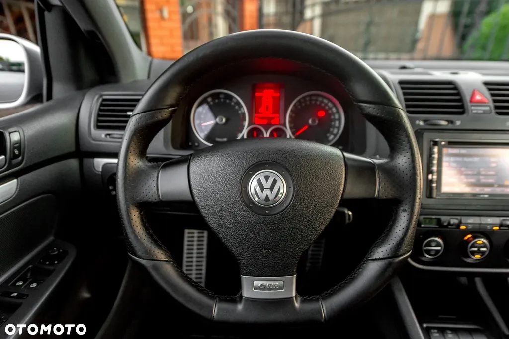 Volkswagen Golf 2.0 GTI - 21