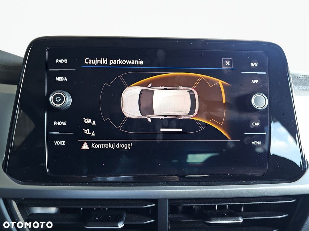 Volkswagen T-Roc 1.5 TSI Life DSG - 25