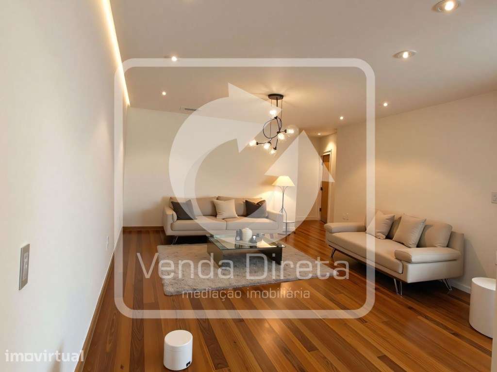 Espaçoso T2 com 143 m², Varanda e Parqueamento em Alhos Vedros - Grande imagem: 4/22