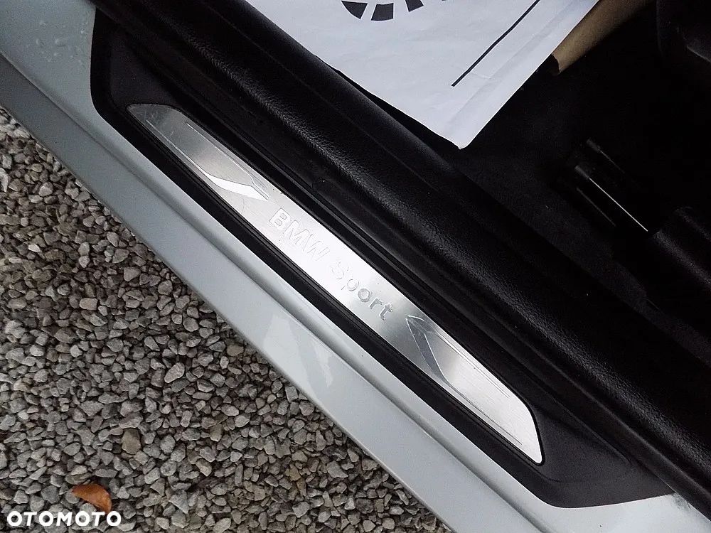 BMW Seria 3 316d Sport Line - 10