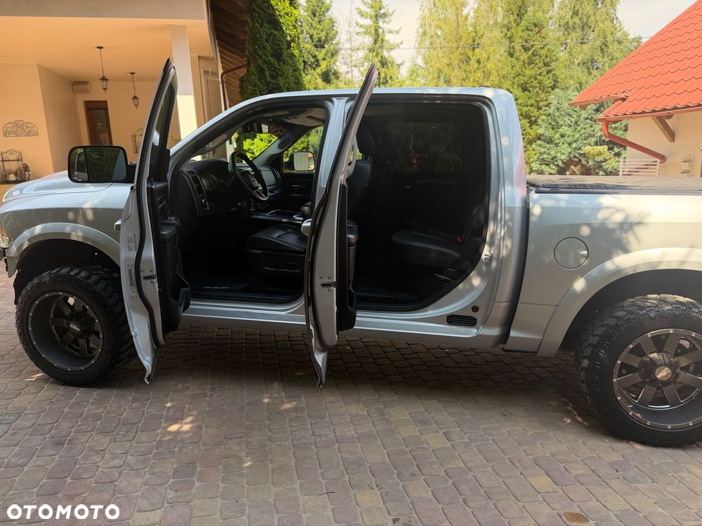 Dodge RAM 5.7 4x4 - 9