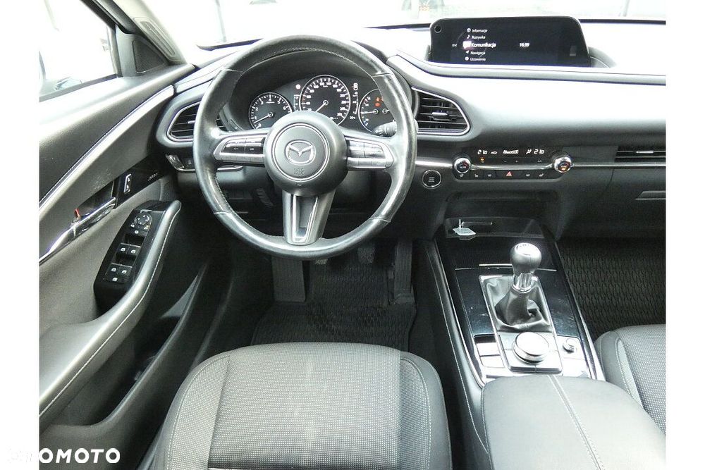 Mazda CX-30 2.0 mHEV Hikari 2WD - 17