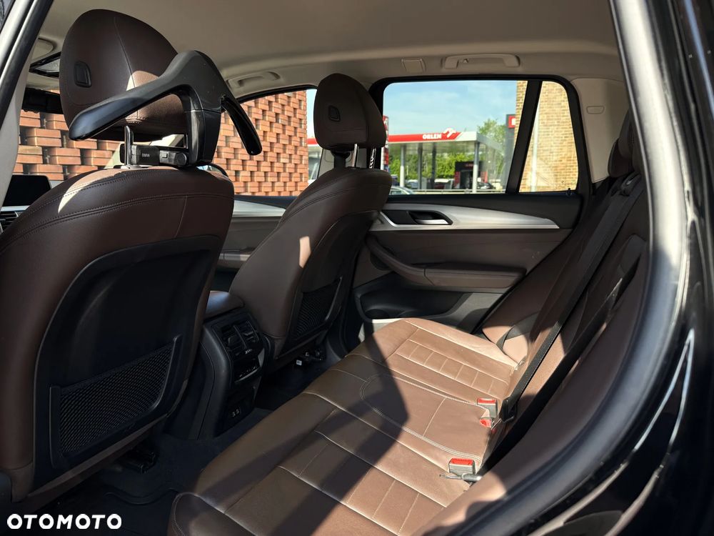 BMW X3 xDrive20d MHEV xLine - 12