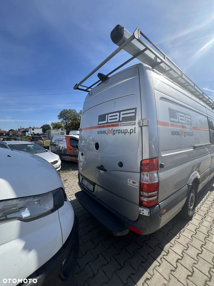 Mercedes-Benz Sprinter - 5