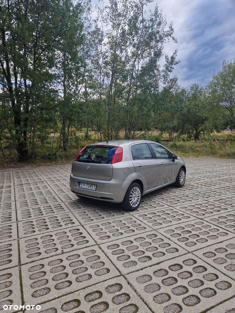 Fiat Grande Punto 2008 photo 5