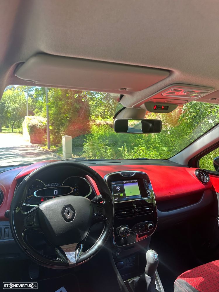Renault Clio Sport Tourer dCi 90 Limited - 15