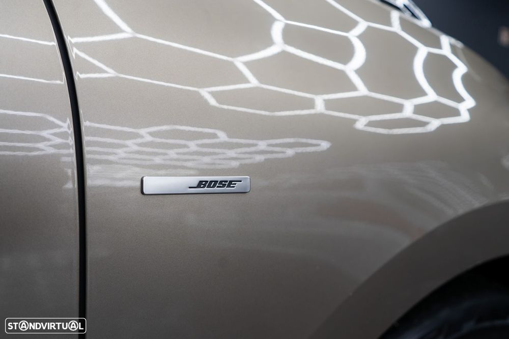 Renault Scénic 1.5 dCi Bose Edition EDC SS - 16