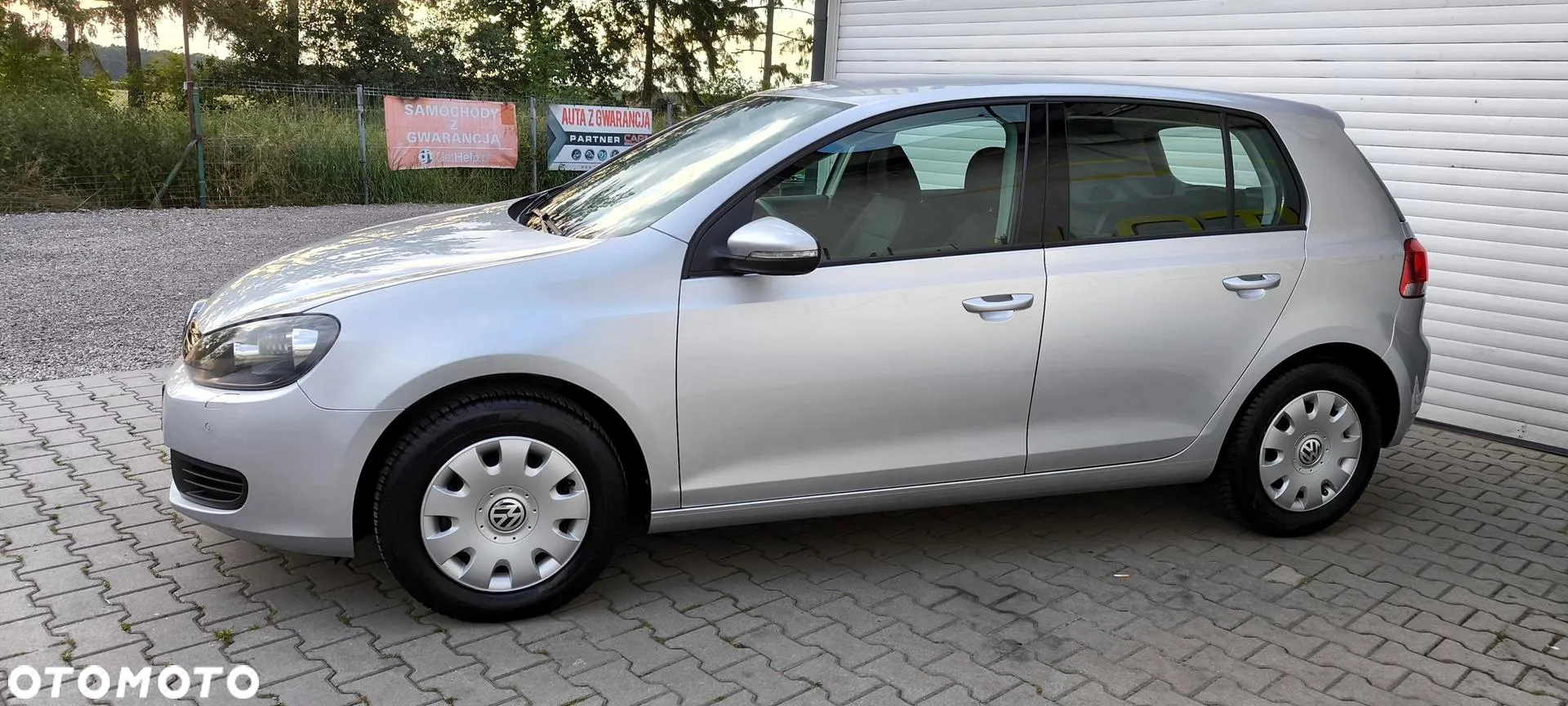 Volkswagen Golf VI 1.6 Comfortline - 5