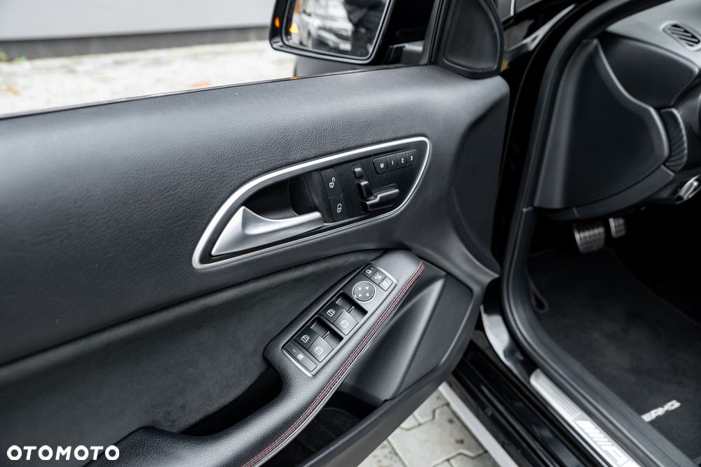 Mercedes-Benz Klasa A 45 AMG 4-Matic - 18