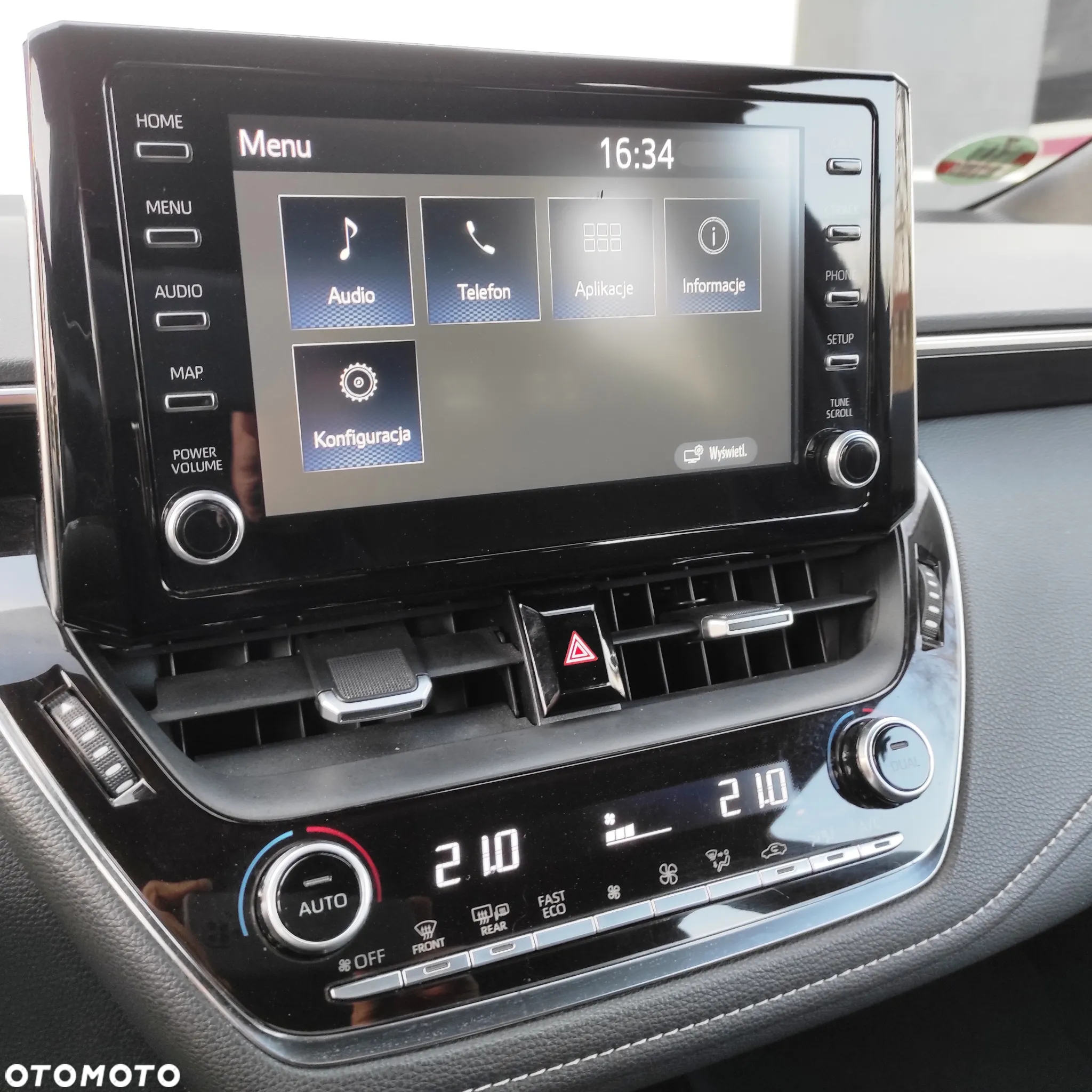 Toyota Corolla 1.2 T Comfort - 23