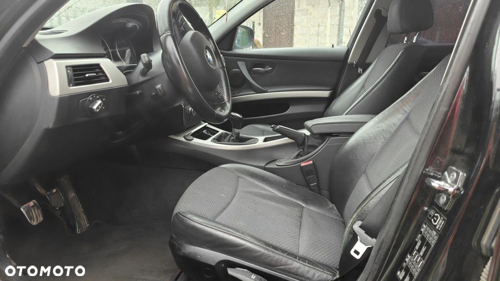 BMW Seria 3 325i Edition Sport - 4