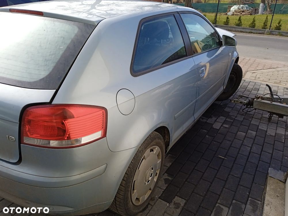 AUDI A3 8P 1.6B BGU KOD SKRZYNI FVH KOD LAKIERU LY7R DRZWI KLAPA LAMPY ZDERZAK SILNIK CZĘŚCI - 4