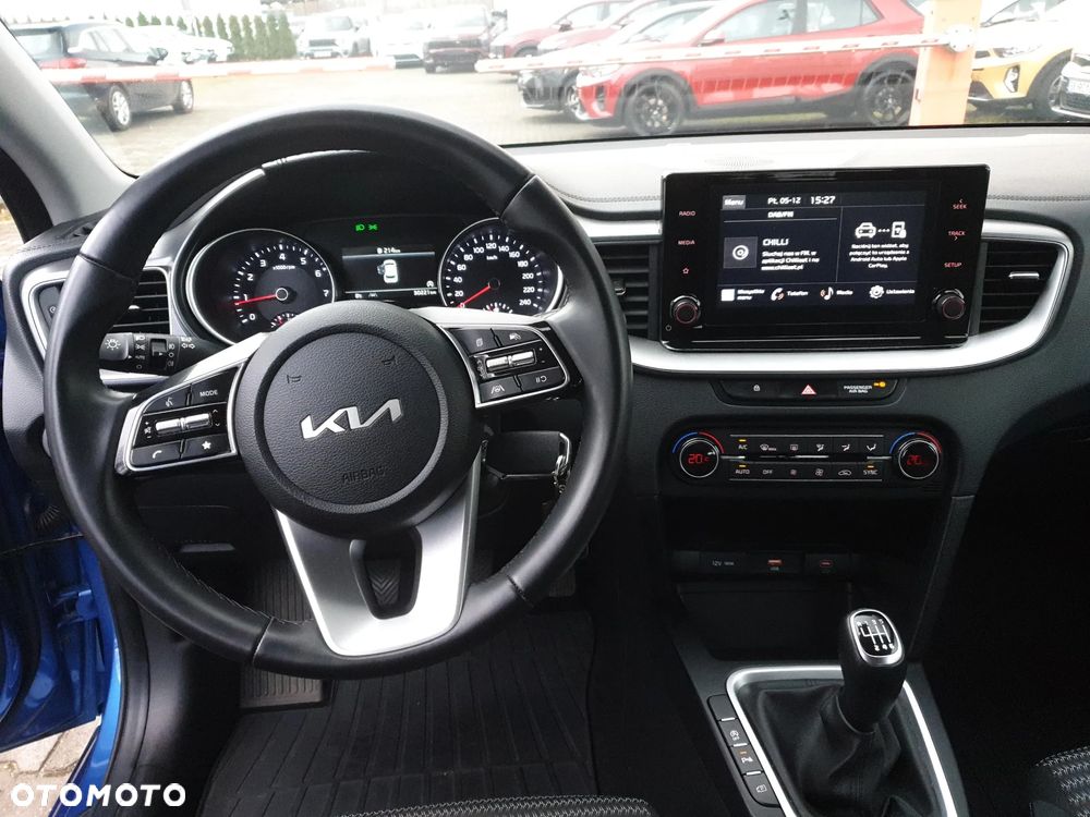 Kia Ceed 1.5 T-GDI M - 13