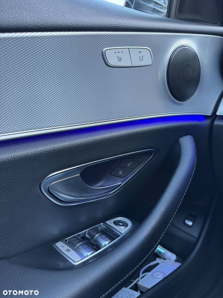 Mercedes-Benz Klasa E 300 de 9G-TRONIC Avantgarde - 30