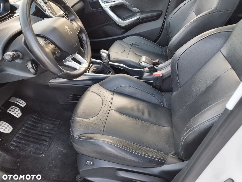 Peugeot 2008 1.6 BlueHDi Allure - 6