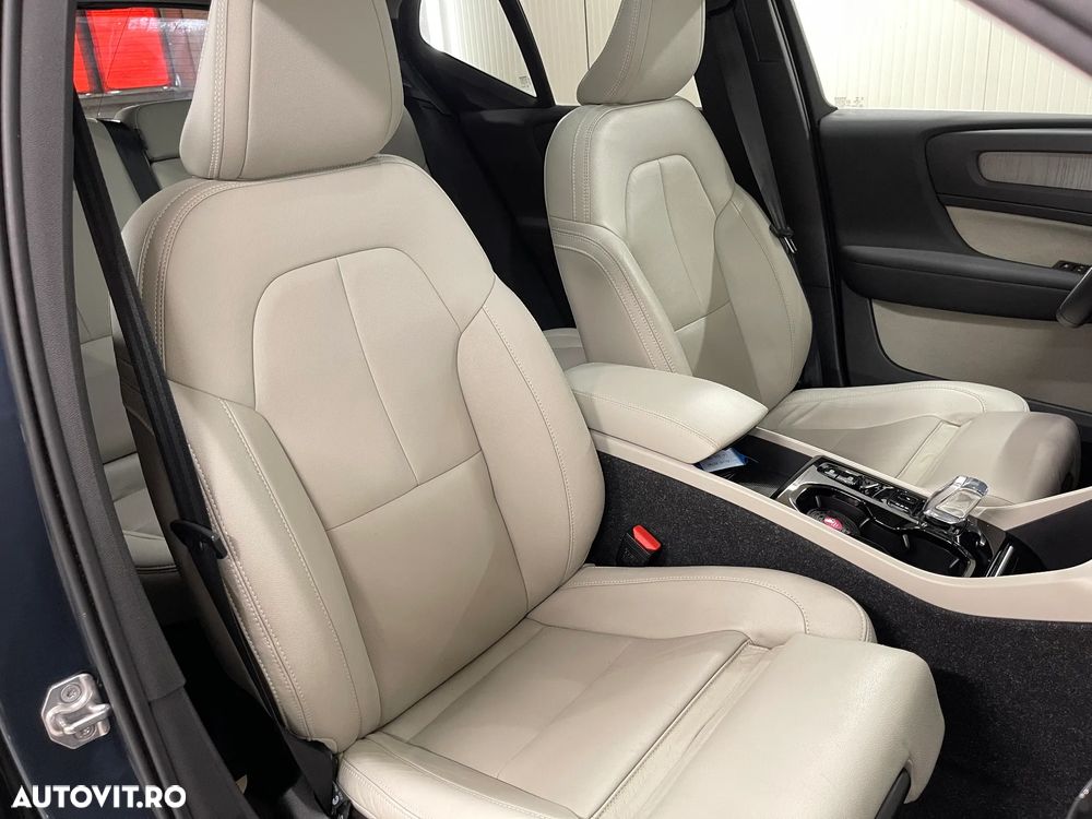 Volvo XC 40 Recharge T5 Twin Engine AT7 Inscription - 11
