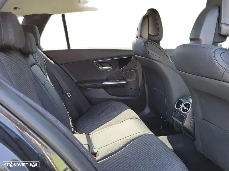 Mercedes-Benz C 300 de Avantgarde - 13