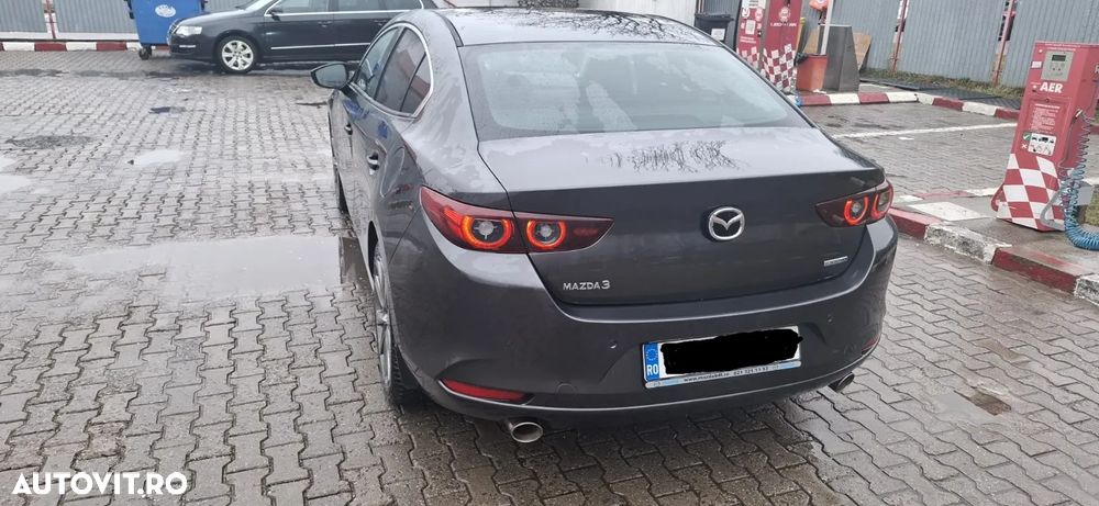 Mazda 3 - 4