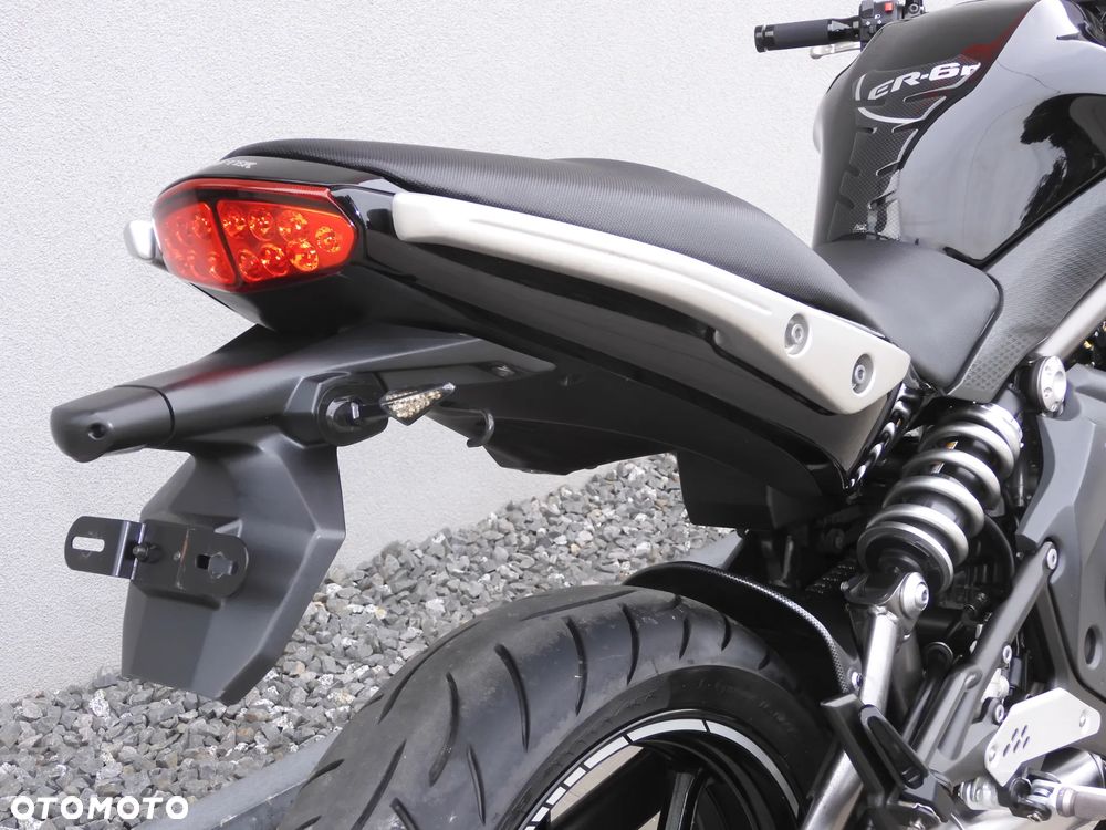 Kawasaki ER - 10