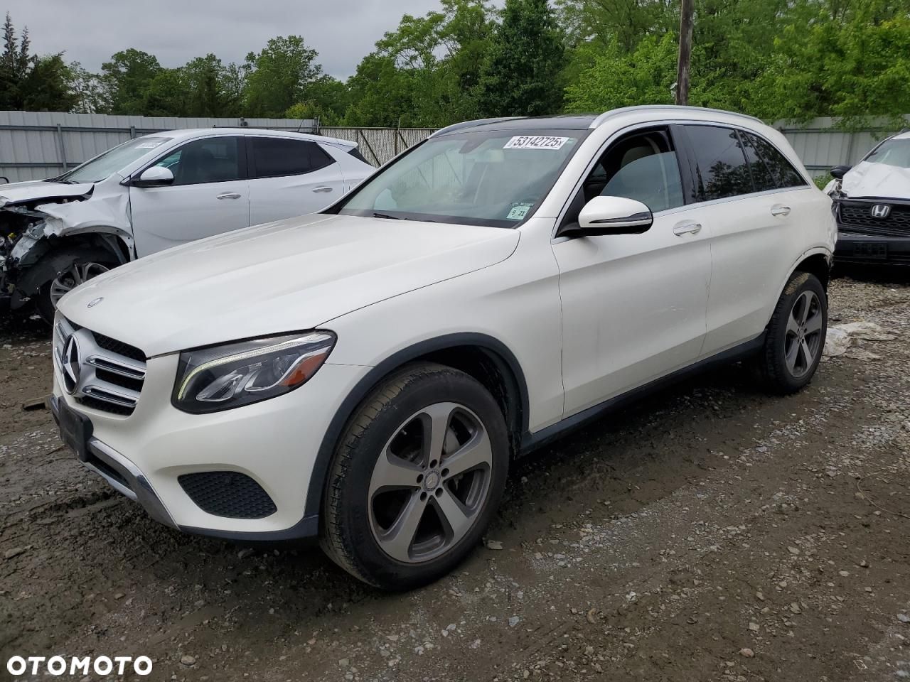 Mercedes-Benz GLC - 1