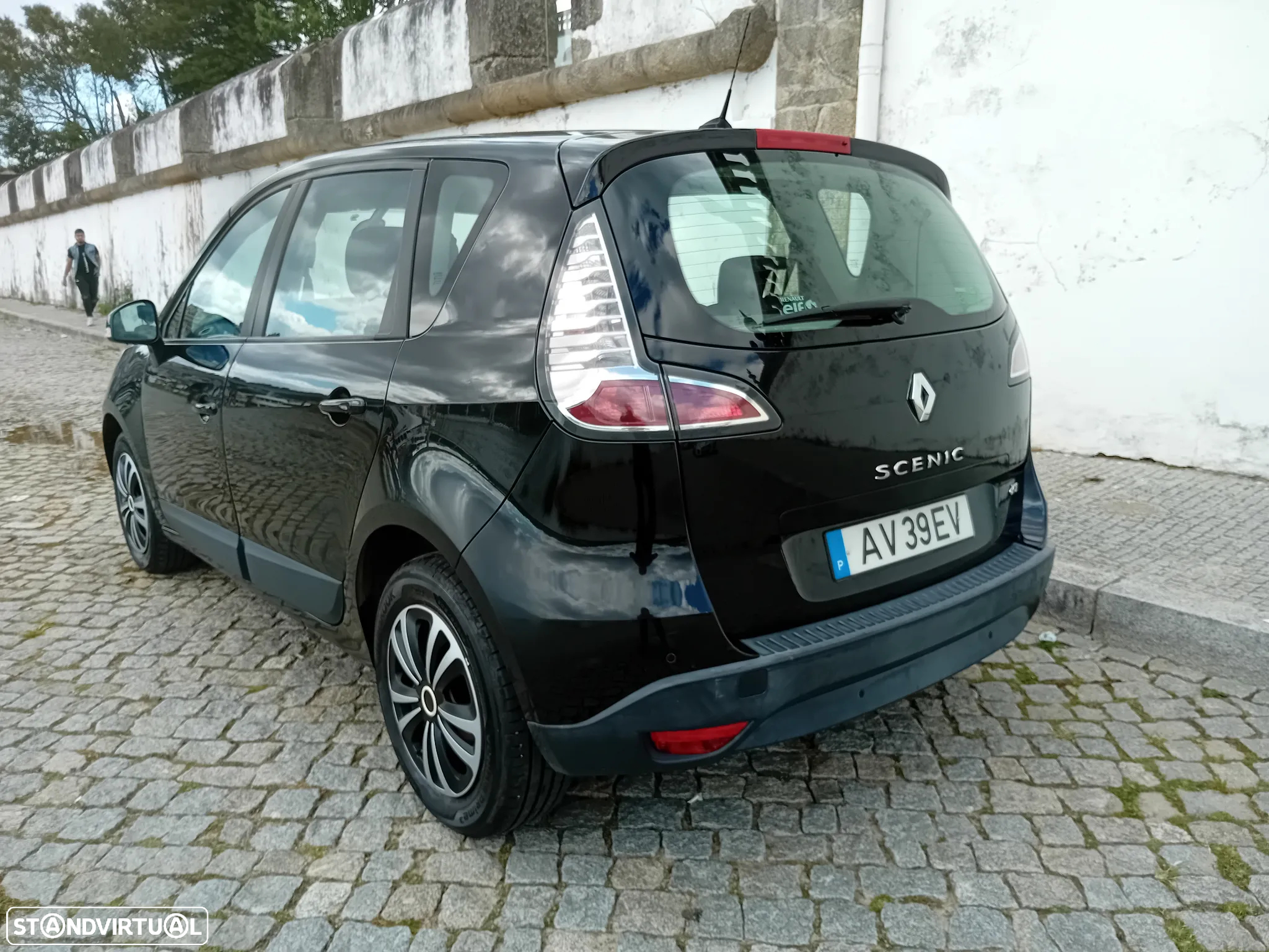 Renault Scénic 1.5 dCi Dynamique S - 29