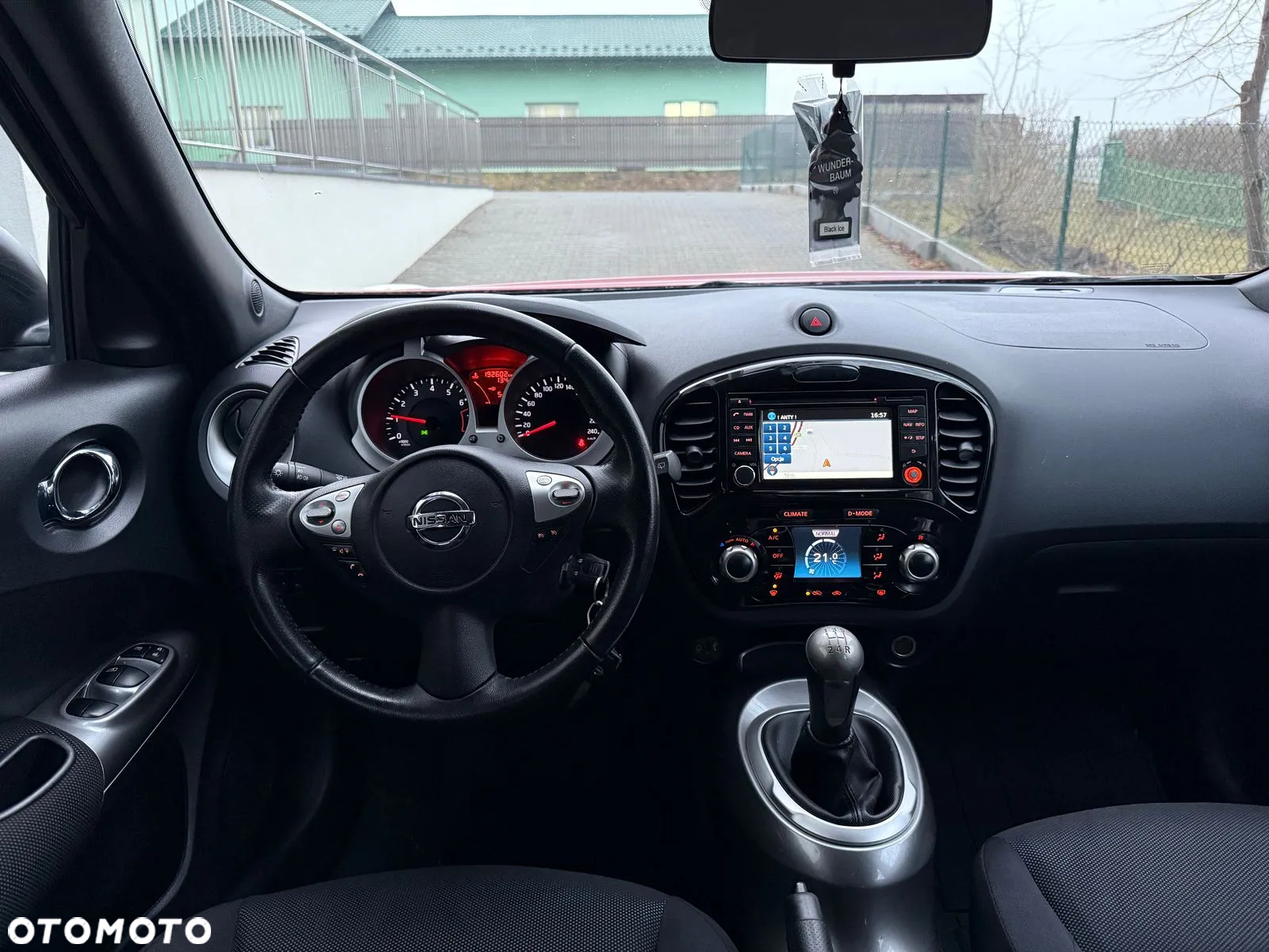 Nissan Juke 1.6 Tekna - 18