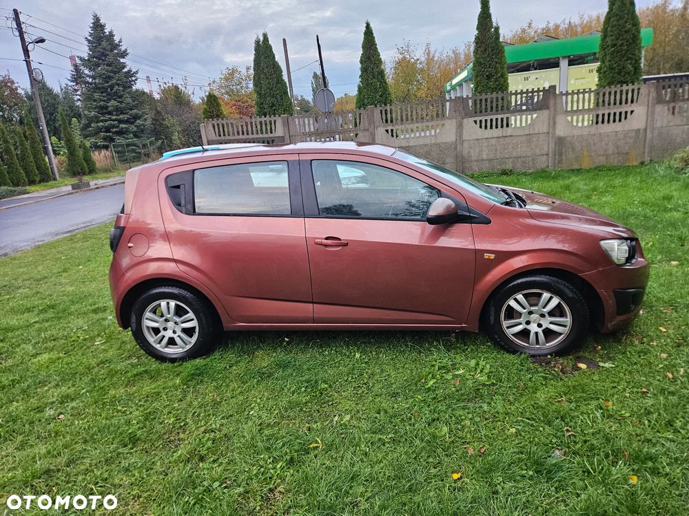 Chevrolet Aveo - 37