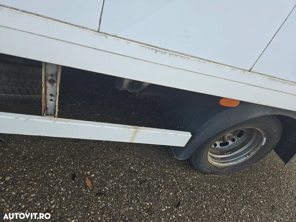 Mercedes-Benz Sprinter - 5