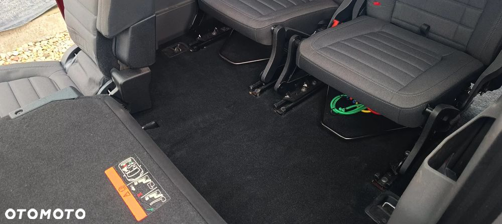 Ford Tourneo Connect - 20