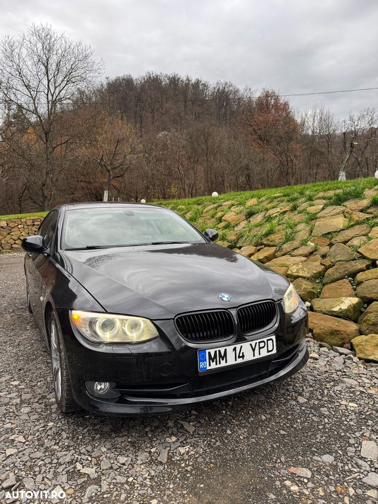 BMW Seria 3 320d xDrive Coupe Aut. Edition Exclusive - 22