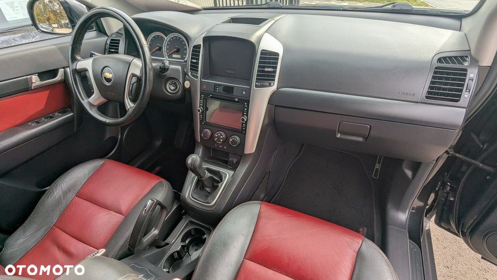 Chevrolet Captiva - 19