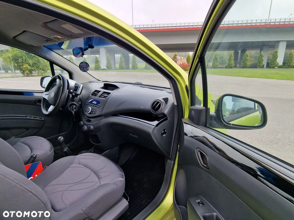 Chevrolet Spark 1.2 LS+ Design - 27