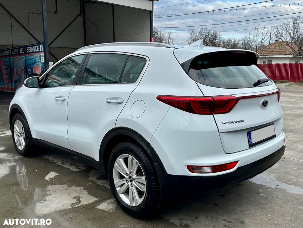 Kia Sportage 1.6 GDI 6MT 4x2 Plus - 3