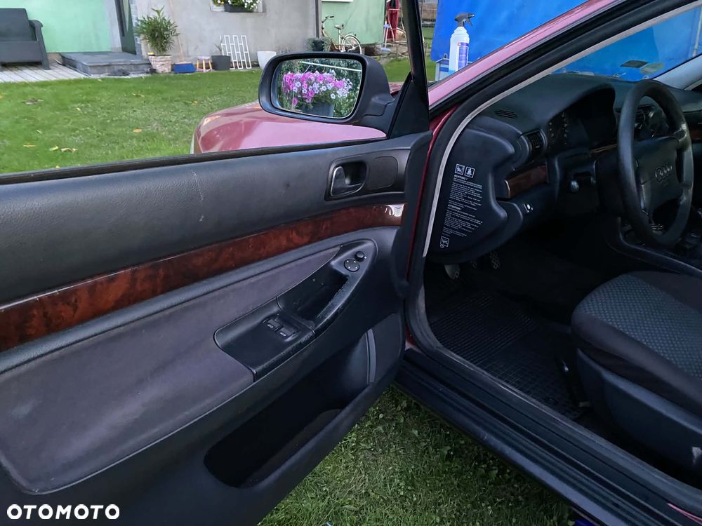 Audi A4 Limousine 1.8 - 10