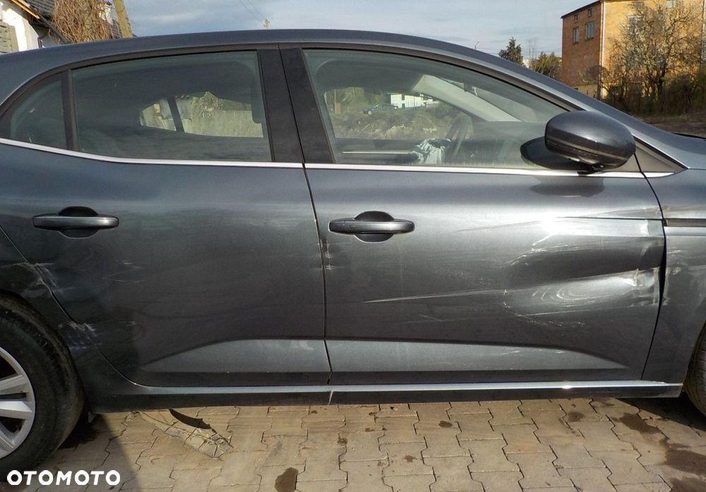 Renault Megane 1.5 Blue dCi Techno - 22