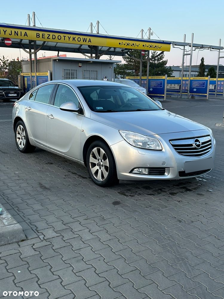 Opel Insignia 2.0 T Cosmo - 2