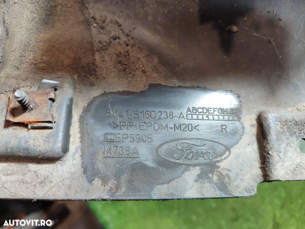 ORNAMENT ARIPA DREAPTA FATA FORD KUGA MK1 2.0 DIESEL 2012 Hatchback COD OEM 8V41-S16D238-A / 2008-2012 - 8