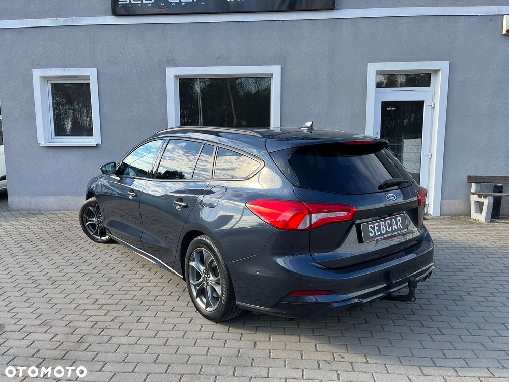 Ford Focus SW 1.5 EcoBoost S&S ST-LINE - 27