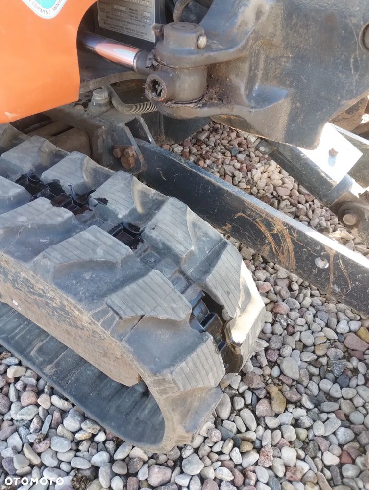 Hitachi ZX 19U 6YR - 10