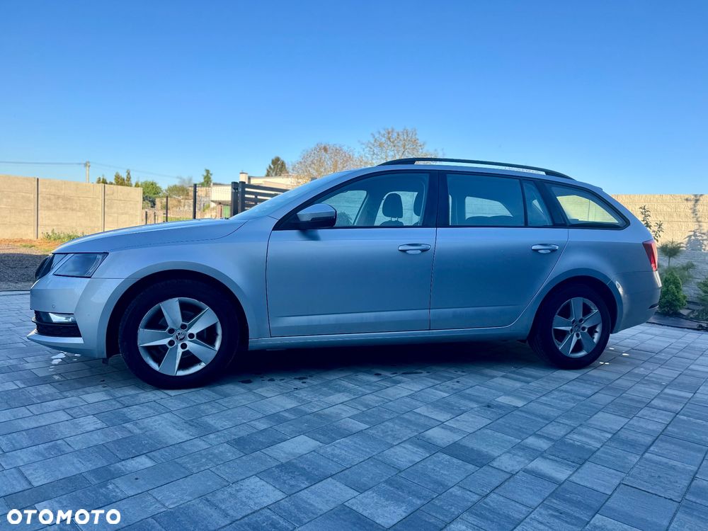 Skoda Octavia 1.6 TDI SCR Ambition - 4