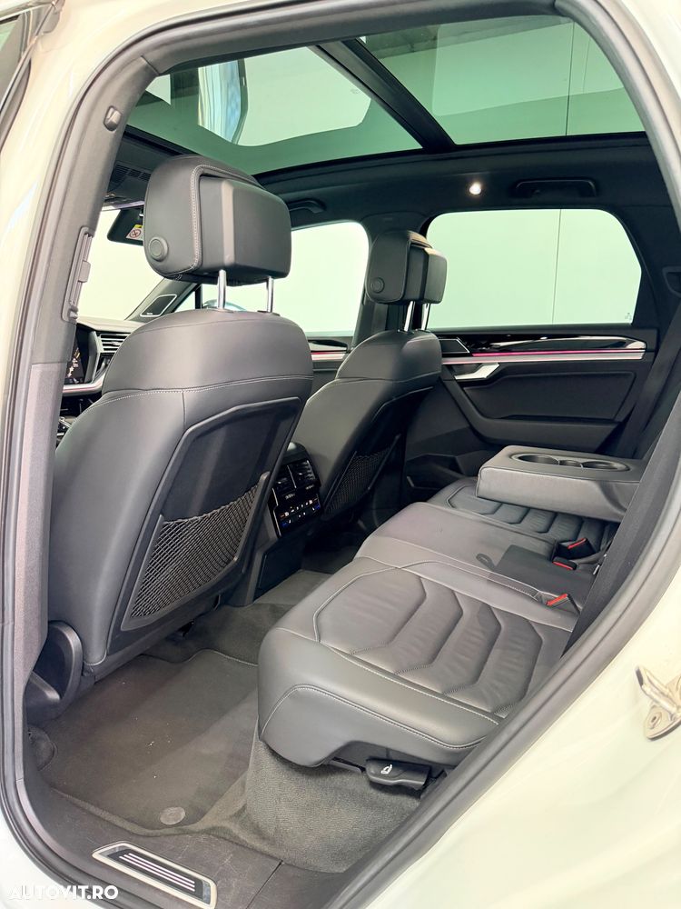 Volkswagen Touareg 3.0 V6 TDI 4Motion DPF Automatik R-Line - 14