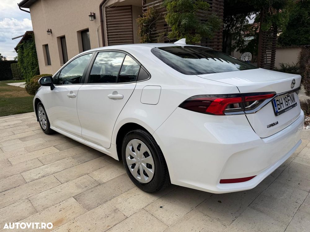Toyota Corolla - 4